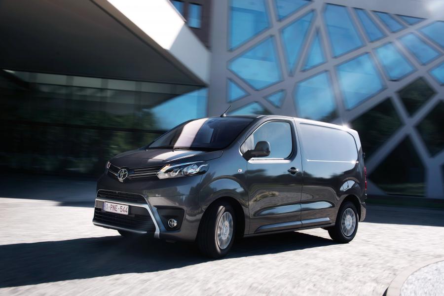  Toyota ProAce Van Compact 2016 года  (фото 12 из 35)